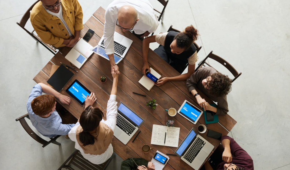 data analytics vs business intelligence